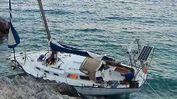 gestrandete-yacht gestrandete Yacht